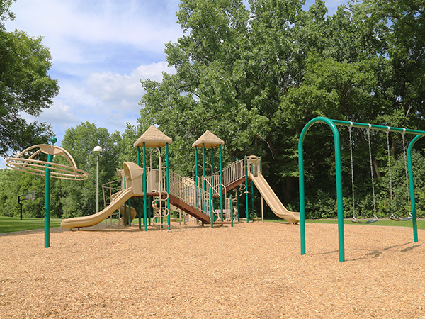 roxbury-park-playground
