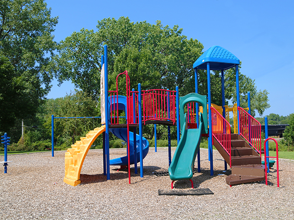 meadowbrook-manor-park
