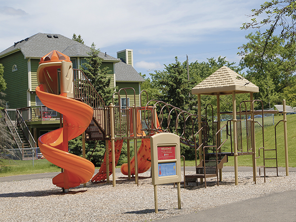 knollwood-green-park2